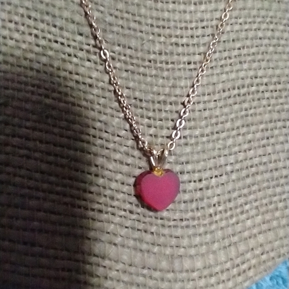 Elegant Red Heart Pendant Necklace vintage - Picture 4 of 4